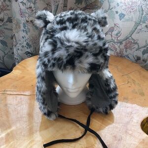 Snow Leopard Faux Fur Trapper hat